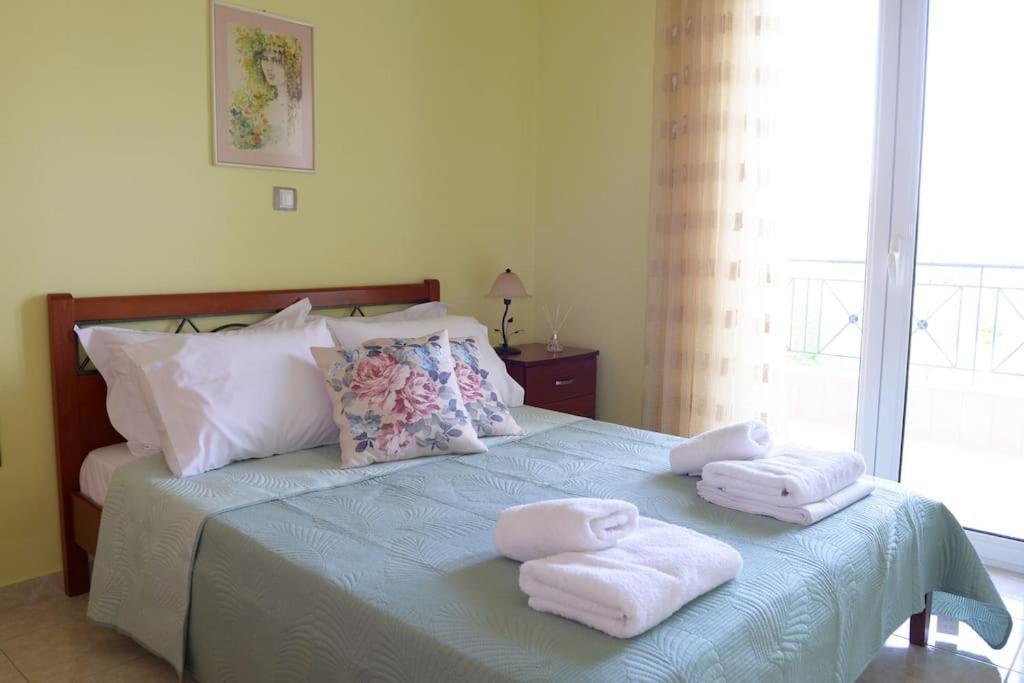 Simos' Sea View House Villa Nikopolis Eksteriør bilde